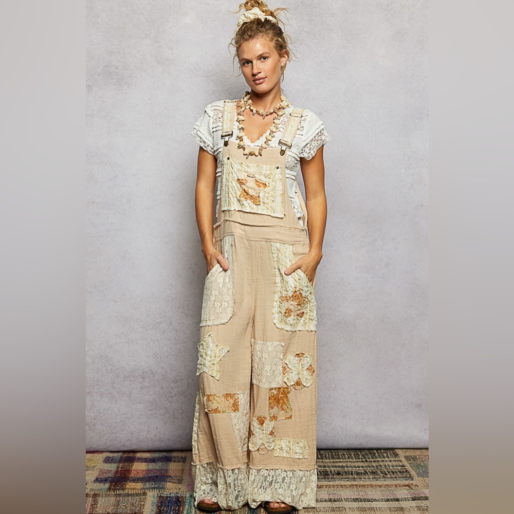 POL Neutral Patchwork Wide-Leg Jumpsuit with Floral Appliqué - Picture 2 of 6